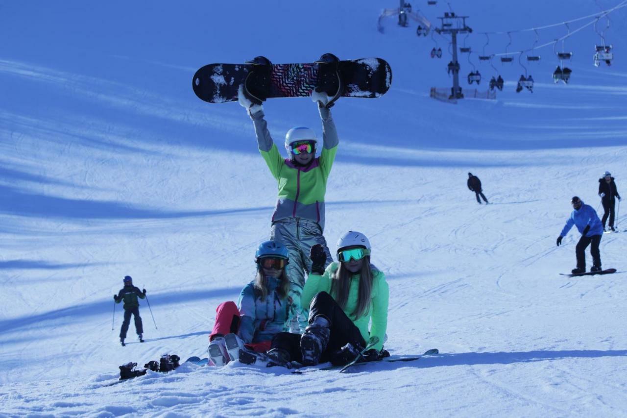 Pensjonat Laworta Ski Ustrzyki Dolne Luaran gambar