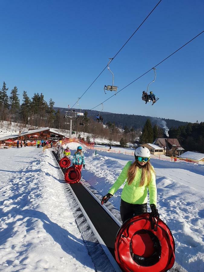 Pensjonat Laworta Ski Ustrzyki Dolne Luaran gambar