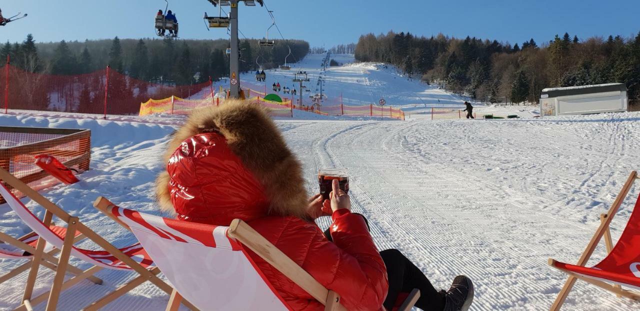 Pensjonat Laworta Ski Ustrzyki Dolne Luaran gambar